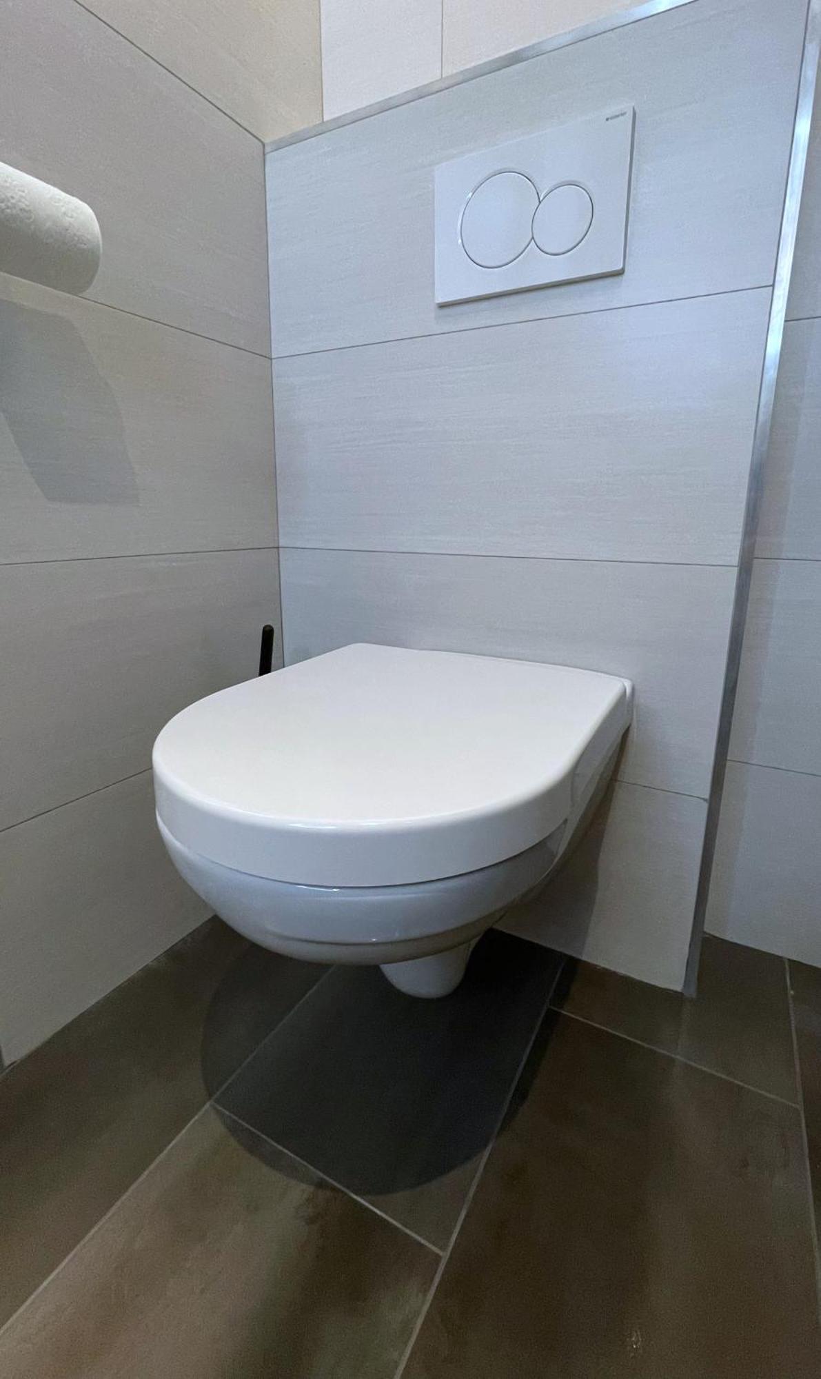 Roses Apartment Prijeten Apartma Za Dve Osebi Mengeš Esterno foto