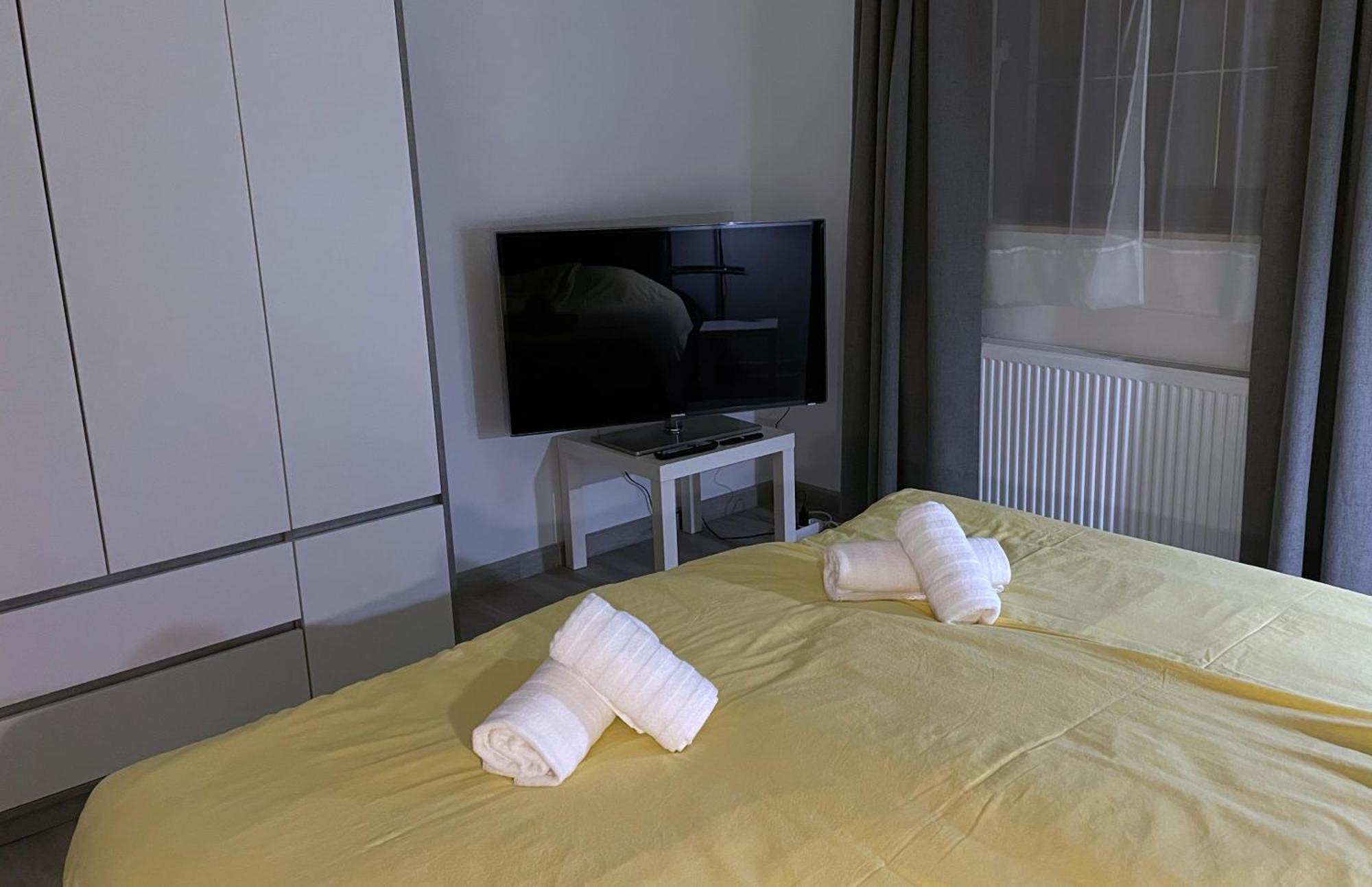 Roses Apartment Prijeten Apartma Za Dve Osebi Mengeš Esterno foto